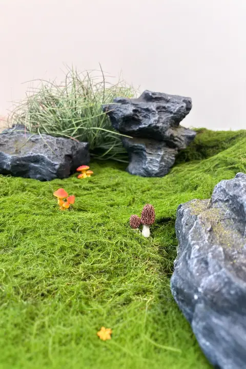 リアルな石風の観葉植物飾り【ミニチュアジオラマ用・階段下装飾】