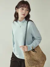 ブルーのハイネック長袖Tシャツ【サイドドローストリング・ゆったりフィット・秋用】