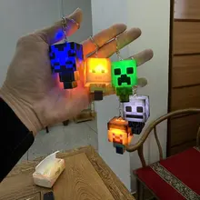 マインクラフトゲーム関連 発光キーホルダー【スティーブ・お土産用・装飾品】