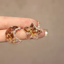 星と月のデザインの高級感あるジルコニア不対称ブラウンイヤリング【イヤーカフ付き】