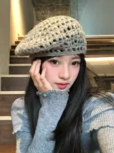 秋冬用のハンドメイド透かし編みベレー帽【女性用・クラシックデザイン・アーティストスタイル】