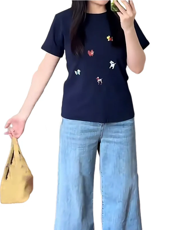 犬刺繍入りコットンTシャツ：通勤風のニッチデザインが夏に最適な理由