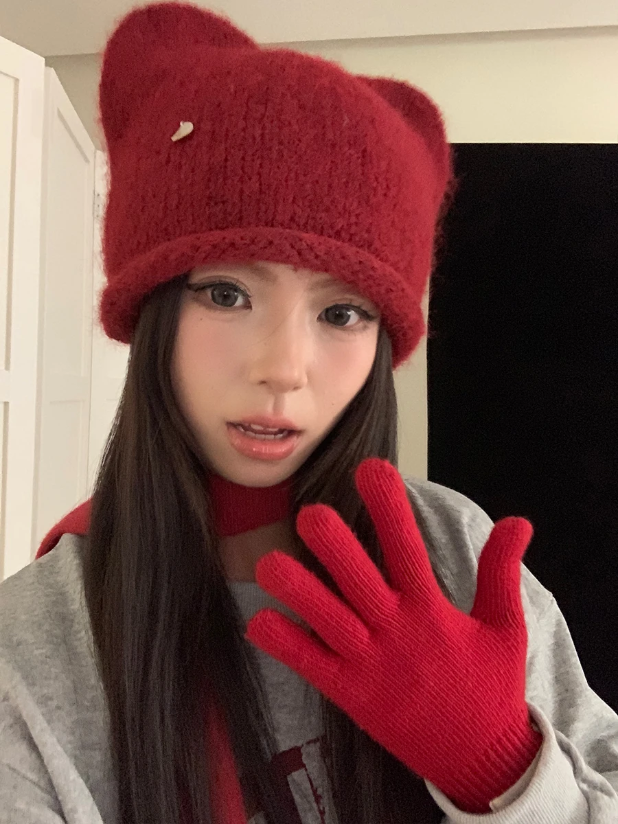 ニット帽を選びすぎて似合わない？可愛い猫耳ニット帽で解決する3つのポイントとは？