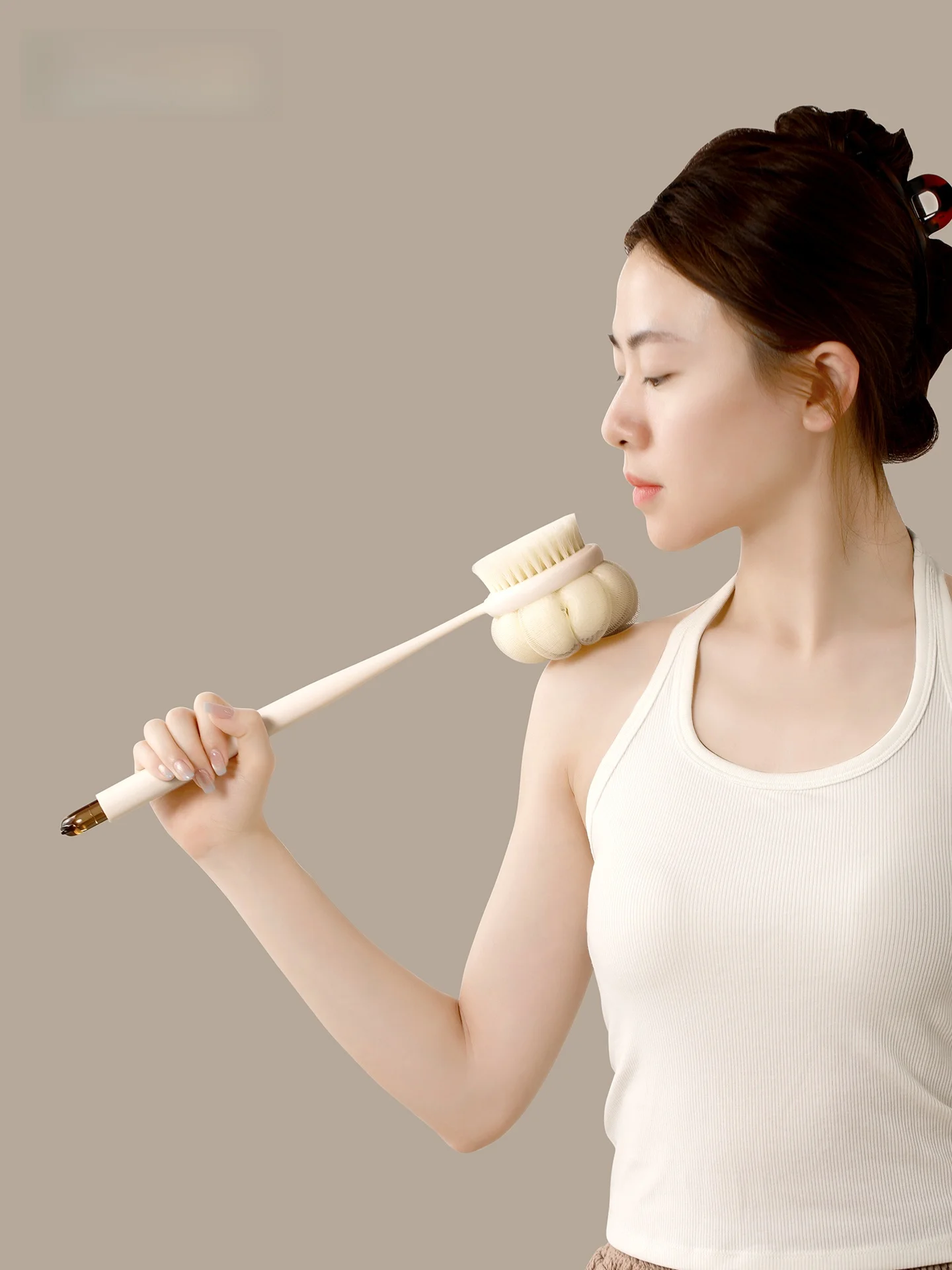 お風呂で肌を整えるには、3-in-1 バスブラシが最強？