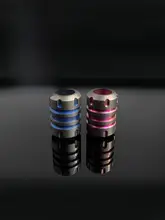 チタン合金製 パラコードクリップ【アウトドア用・バレル型・ナイフペンダント・キーリングアクセサリー】