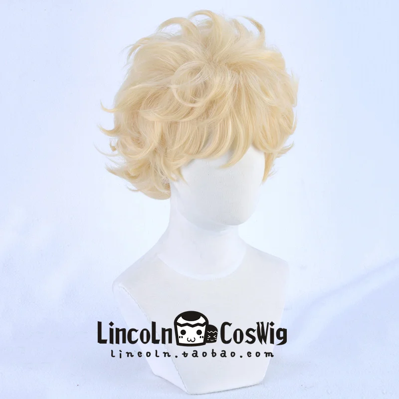 淡金の反翘小巻き髪コスプレウィッグ：ベイビーヘアと可愛いショートパーマの実用性を検証