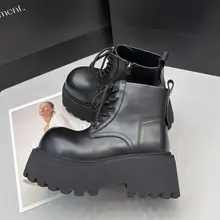 本革製 厚底レディースマーチンブーツ【クラシックデザイン・ショートブーツ・バイカースタイル】