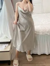 セクシーなVネックキャミワンピース【長丈・極上の柔らかさ・魅惑的なデザイン】（セットアップ対応）