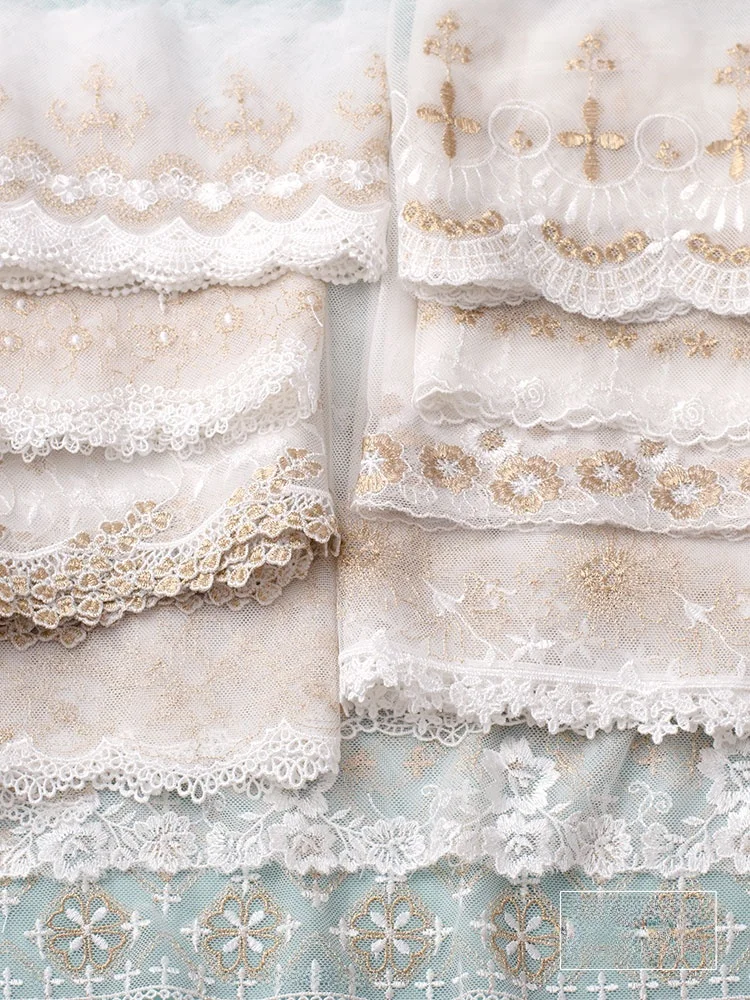 レース刺繍が通勤スタイルを彩るには？MAMASAのネットチュールエッジが教えてくれた3つの選び方