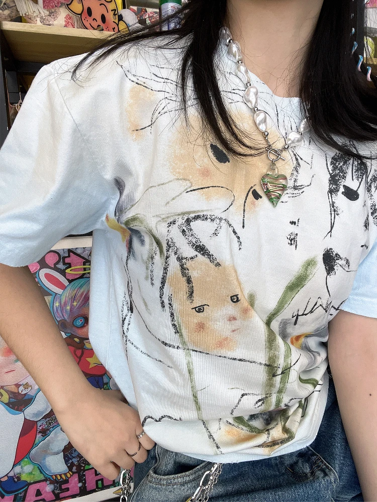 タートルネックTシャツはどんなもの？通勤・リラックスシーンでどう活用する？