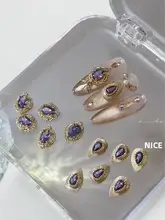 紫色のジルコンデザイン ピアス【レトロスタイル・金属製】