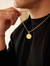 ゴールドコンパスネックレス【ユニセックス・おしゃれ・アクセサリー】