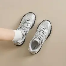 シルバーの厚底バレエ登山シューズ【春用・レトロデザイン・女性用】