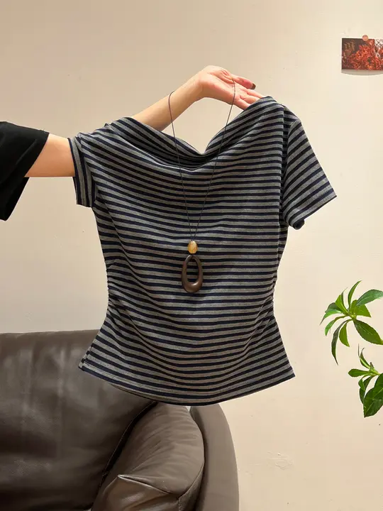 アメリカンレトロ カラーブロックストライプ オフショルダー Tシャツ【短袖・フィットデザイン】