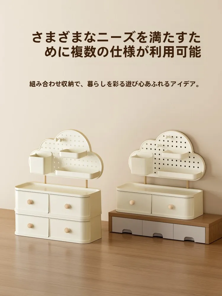 デスク周り収納をもっとおしゃれに！パソコンデスクドレッサー兼用の選び方って？