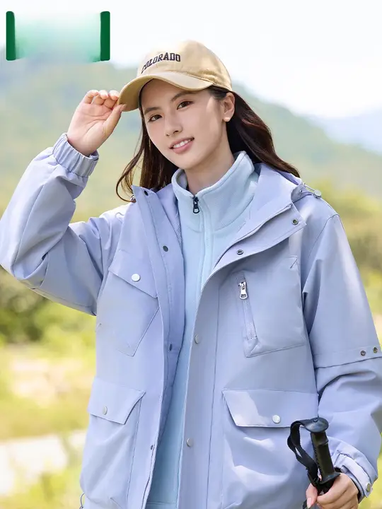 女性用アウトドア登山用ジャケット【防風・防水・三合一】