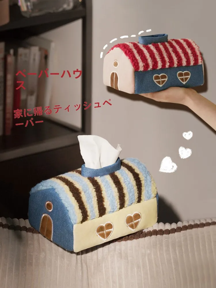 愛らしいハウスデザインのティッシュボックス：すてきにハンドメイド 12月号の創意的収納アイデア