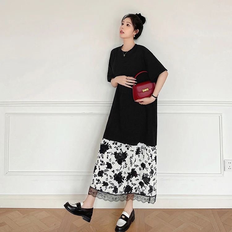 リメイクTシャツをワンピースに変えるなら、このカジュアルH型ロングドレスがおすすめ