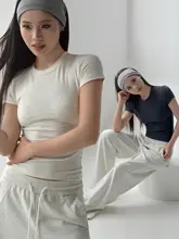 Audwyn ベーシック ラウンドネック 半袖Tシャツ【高弾性・スリムフィット・重ね着に最適】