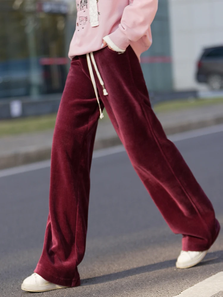 シルエットが綺麗なパンツ レディースは、どんな色とスタイルがおすすめ？