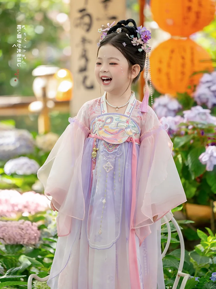 赤ちゃんの法事に着せる女の子の服は、中国風ワンピースがベスト？
