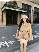 不規則デザインのダブルブレストケープコート【レトロ風・トレンチスタイル】