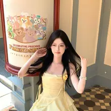 ビーチデザインの夏用フリルキャミソールワンピース【甘辛ミックス・不規則ヘム・小柄向け】