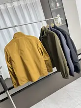 リバーシブルデザインの防水防風ジャケット【秋冬用・メンズ・フリース・カジュアルスタイル】