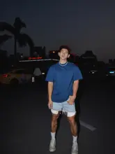 美しいブルーのアメリカンビンテージ短袖Tシャツ【男性用・カジュアルスタイル・上質感】