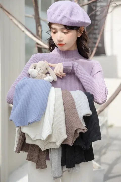 ハイネック紫色ニットトップス【女性用・フィット感・秋冬用】