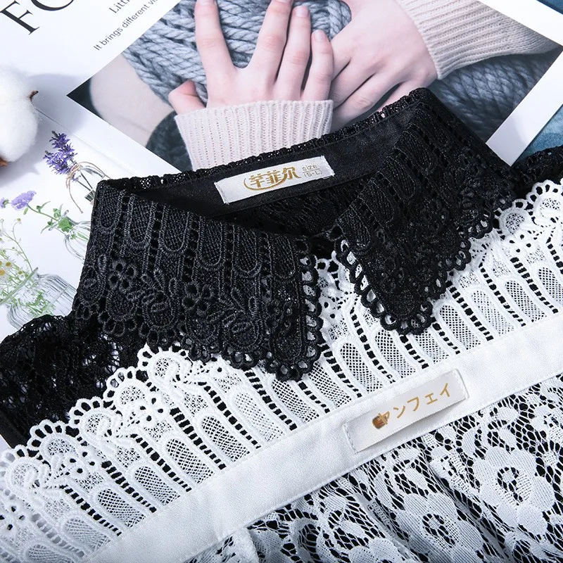 襟ありブラウスは本当に必要なのか？可愛い柄シャツの選び方と、日常に溶け込む方法とは？