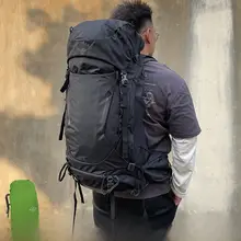 OSPREY メンズデイパック【アウトドア・軽量・大容量・ハイキング用】