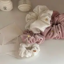 秋冬用ベルベットのヘアバンド【丁寧な手縫い・褶皺デザイン・エレガントな女性向け】