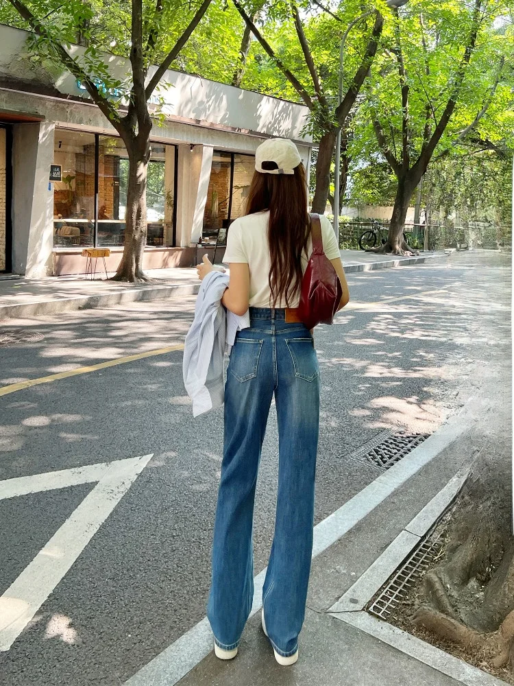 デニムシャツに合うパンツ レディース おすすめ3選：カジュアルから通勤まで、どんなシーンでも使える選び方