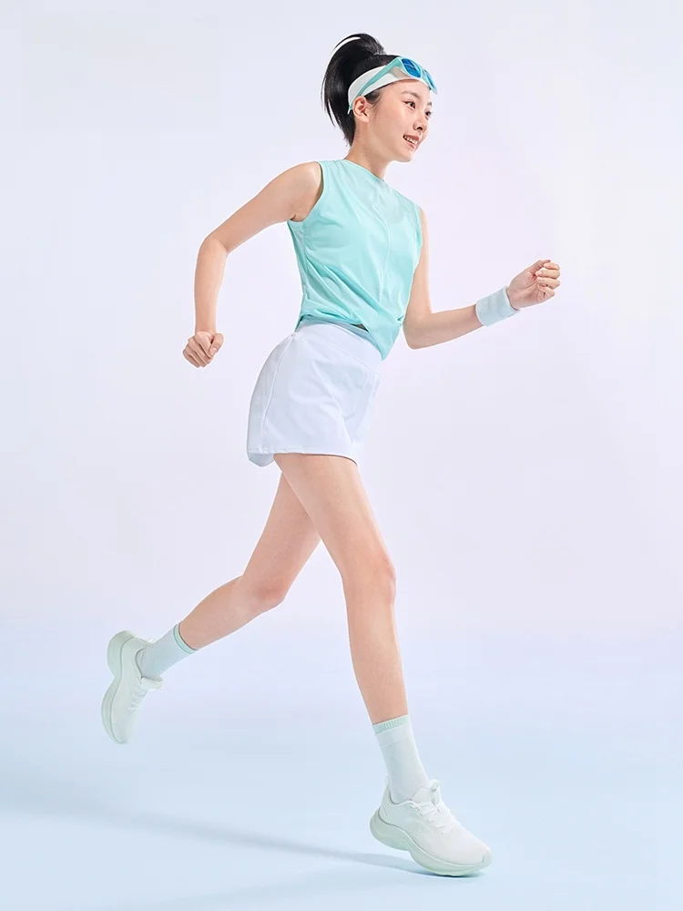 軽量で通気性のある女性用ランニングシューズ：薄型・極上の柔らかさ・メッシュ素材の実用性解析