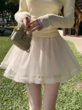 春の少女スタイル フワリとした大きなフレアのチュールスカート