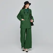 オリジナルデザインの女性用上着【スタイリッシュ・スリムフィット・秋用】（セットアップ対応）