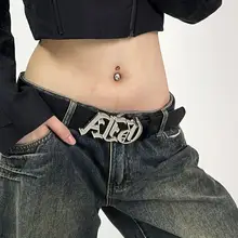 ヴィンテージ風のメタルバックル付き大文字ベルト【男女兼用・デニムパンツやドレスに最適】