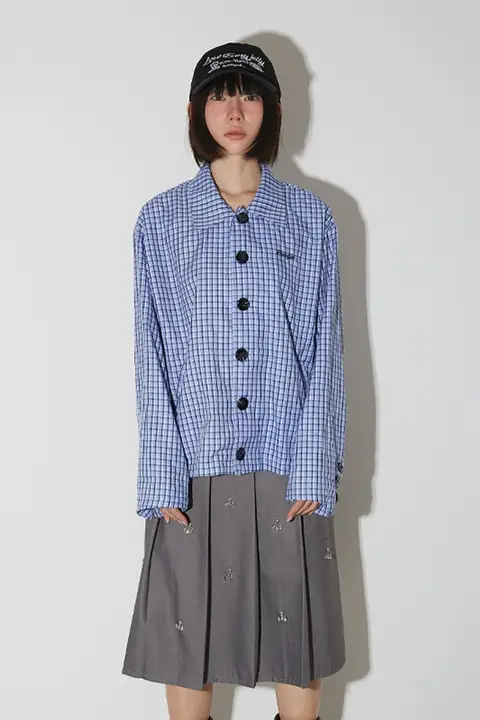 青いチェック柄の長袖シャツ【ゆったりデザイン・春夏用】