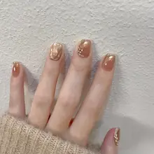 手作り猫目デザインの短いネイルチップ【キラキラしたストーン・学生向け・明るい色合い】