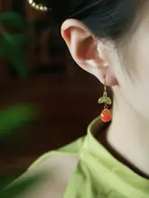 天然南紅製のチェリーイヤリング【純銀・国風スタイル・紅色の玉石・アゲートダングル】