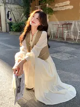 春秋用エレガントなロングドレスとベストのコーディネート（セットアップ対応）