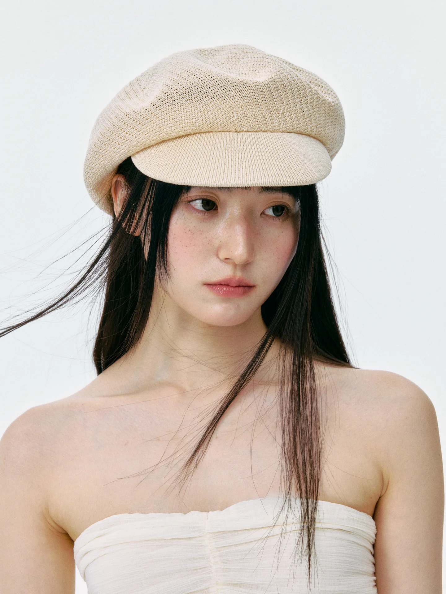 通気性とファッションのバランスを取る夏のハットは、どう選ぶ？