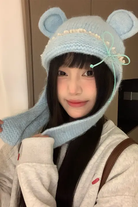 かわいいレースリボン付きクマ耳帽子【秋冬用・タートルネック・編み模様】
