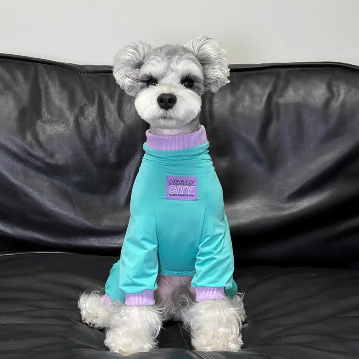 UPF50+ 冷感素材の小型犬用夏服【シュナウザー・テディ・ポメラニアン対応・通気性・四脚デザイン】