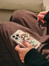 シンプルなデザインのマグネット式スマホスタンド【高品質・クリア素材】