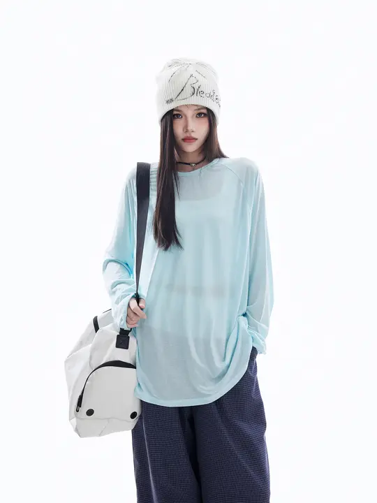 した雰囲気のグリーン長袖Tシャツ【軽やかで通気性抜群・UVカット・女性用】