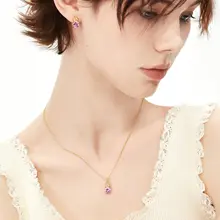 アフリカンデイジーの花のネックレス【オリジナルデザイン・キュービックジルコニア使用・鎖骨にぴったり】