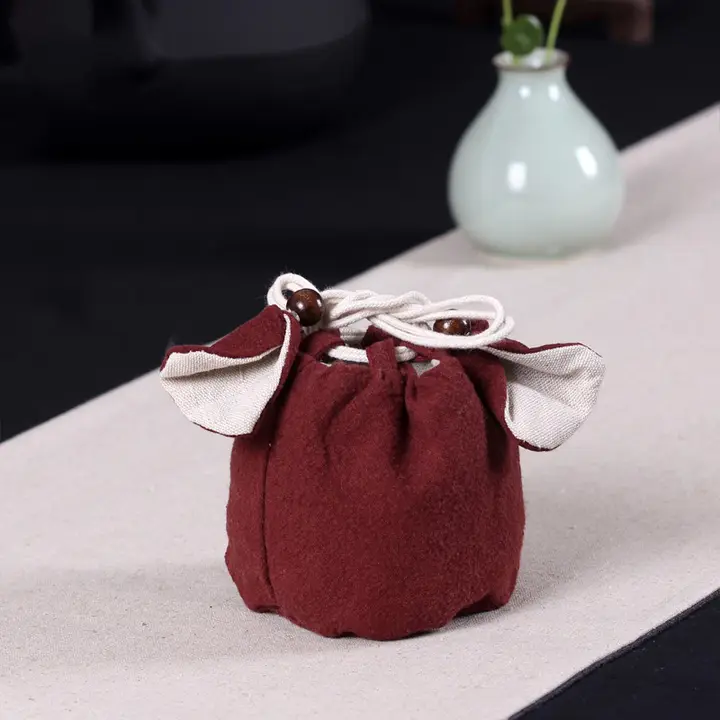 手作りコットンリネン携帯用布袋【 drawstring・収納袋・旅行用】（セットアップ対応）
