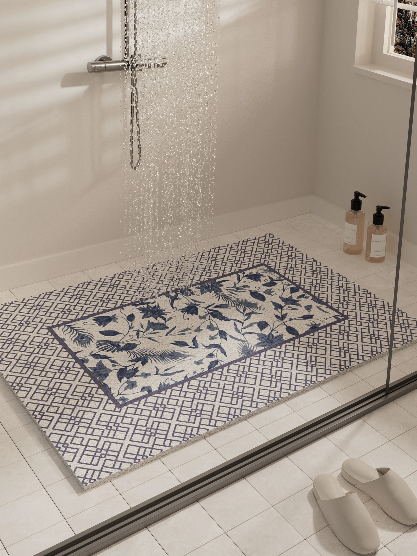 お風呂のカビ予防とインテリアを両立するには？防滑マットの選び方を徹底解説